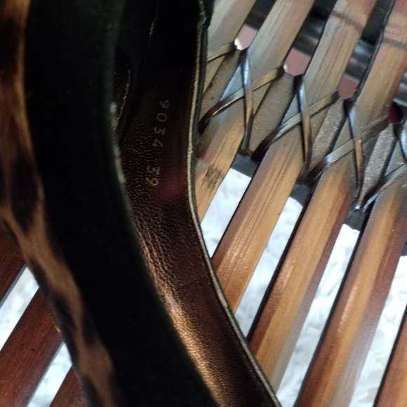 Dolce Gabbana Leopard Pumps - Picture 4 of 6